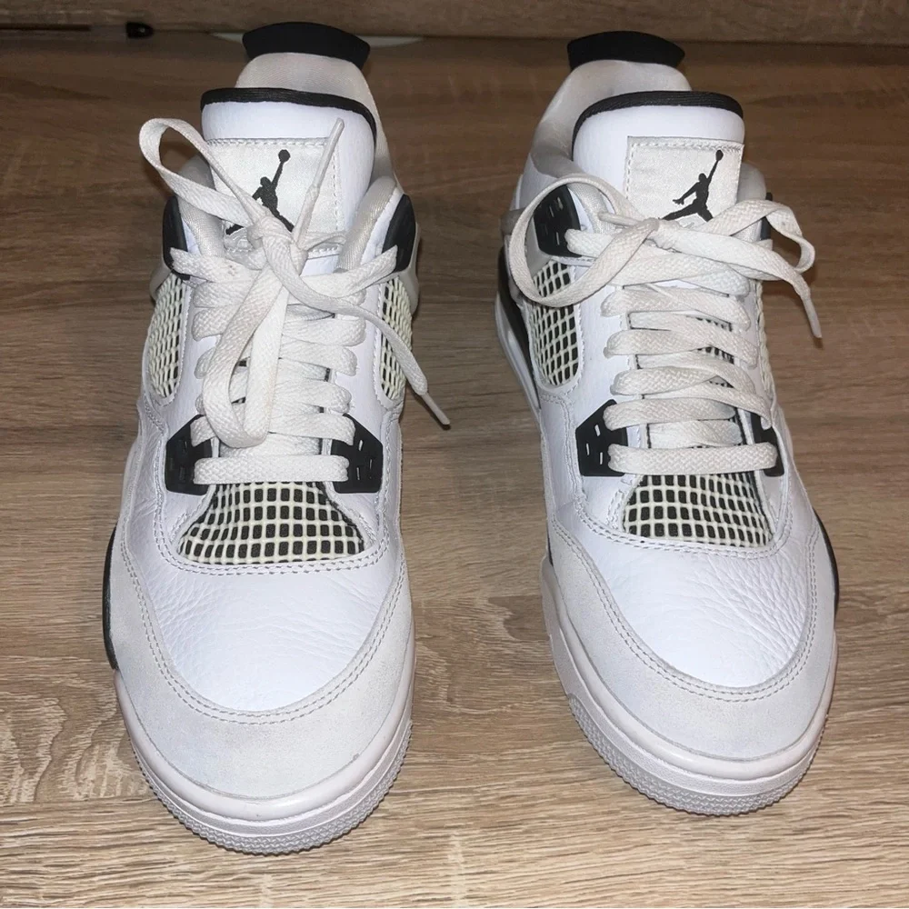 Nike Air Jordan 4 Retro Military Black Kids Size 6.5Y - Picture 8 of 8